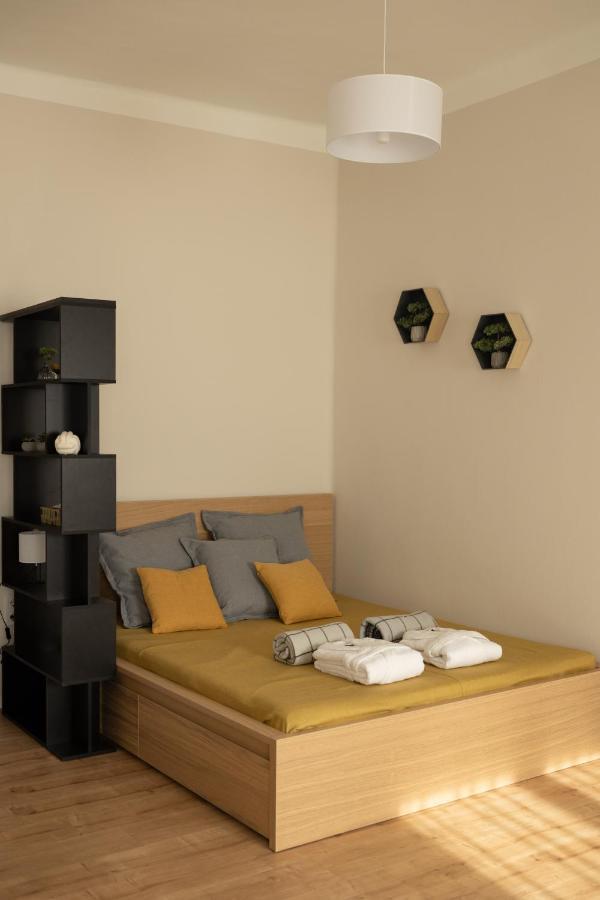 Square 2 Apartamento *